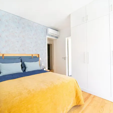 Blue By The River 2 - Elegant Two-bedroom In Santos Lisbona